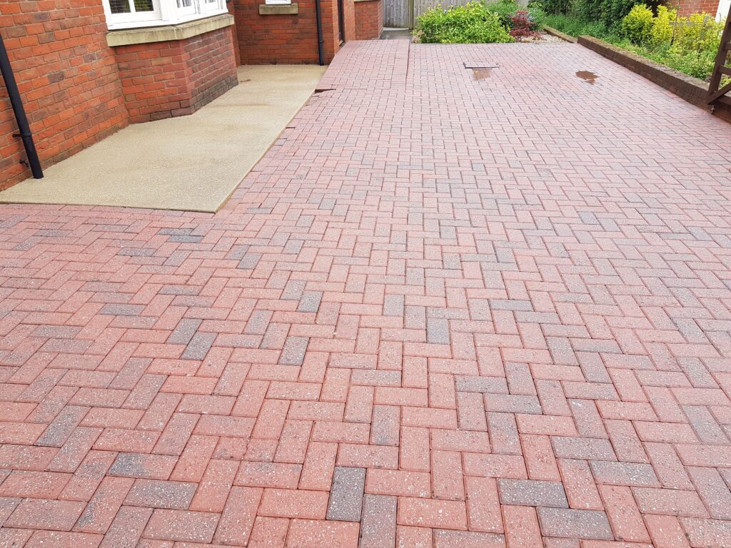 driveway cleaning in grimsby