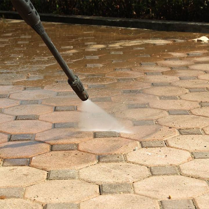 Patio cleaning in Grimsby